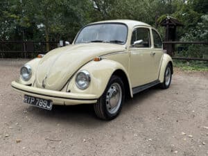 1971 Volkswagen Beetle - Image 3